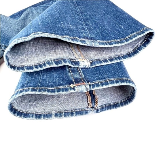 True Religion Jeans “Joey” Flare Twisted Seam Women’s Size 28 / 4 Low Rise - Picture 10 of 11